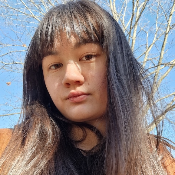 Meet your Posher, Danielle - Picture 4 of 4